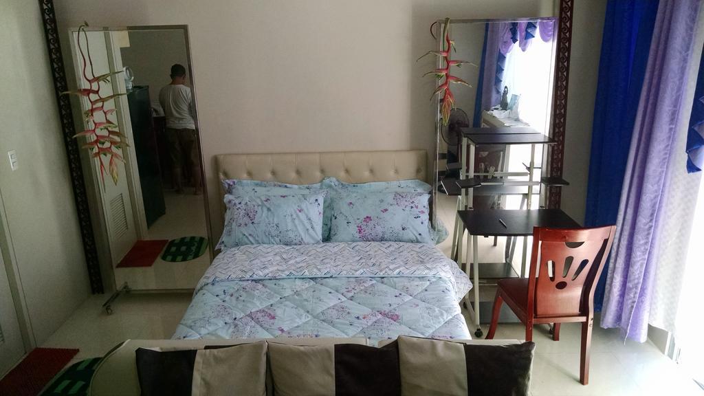 מנילה 3N Palm Tree Villas מראה חיצוני תמונה